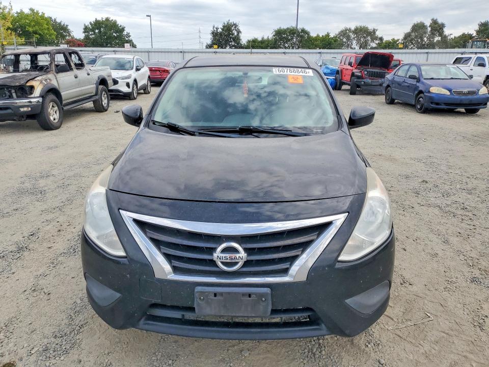60788846 :رقم المزاد ، 3N1CN7AP6GL869222 vin ، 2016 Nissan Versa مزاد بيع