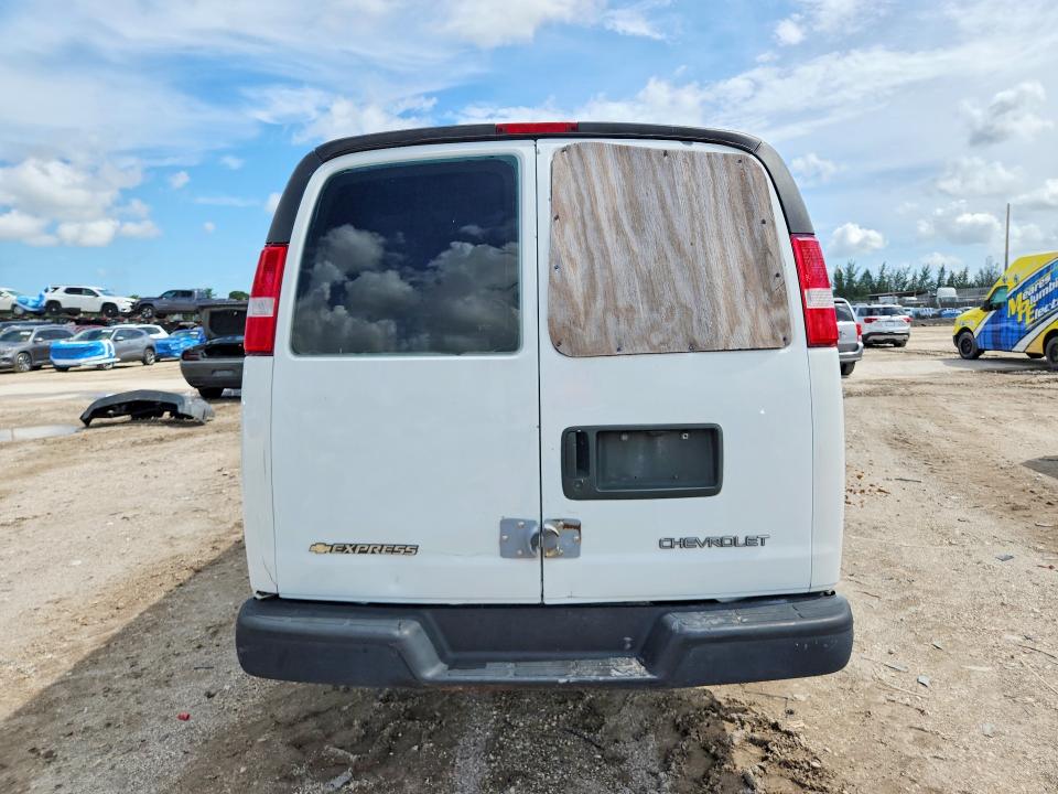 Продажа на аукционе авто 2004 Chevrolet Express G1500, vin: 1GCFG15X841179387, номер лота: 59885886