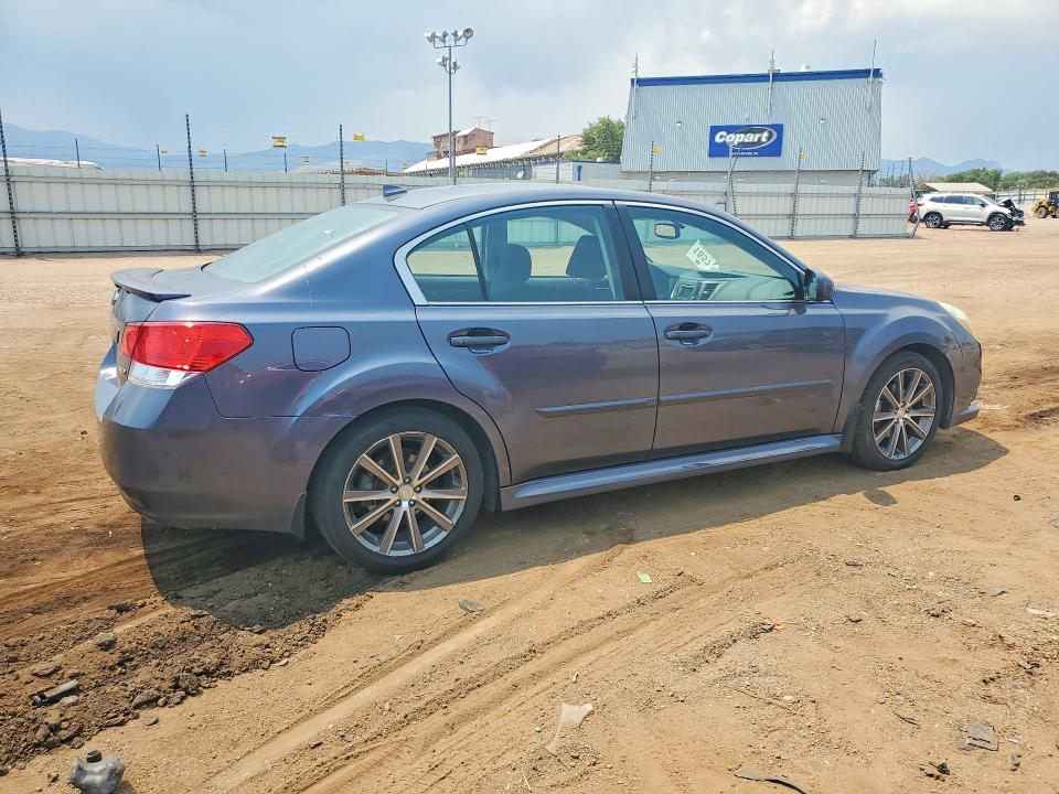 60164656 :رقم المزاد ، 4S3BMCH69E3026271 vin ، 2014 Subaru Legacy مزاد بيع