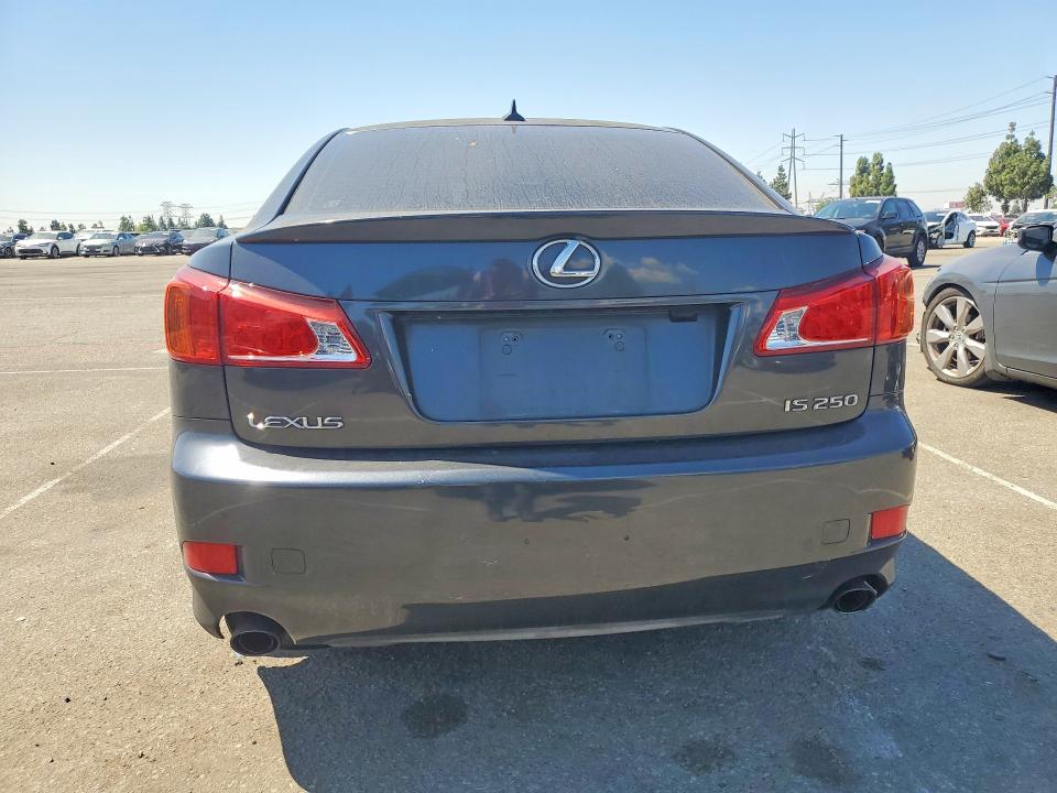 61056006 :رقم المزاد ، JTHBF5C20A5112348 vin ، 2010 Lexus Is مزاد بيع