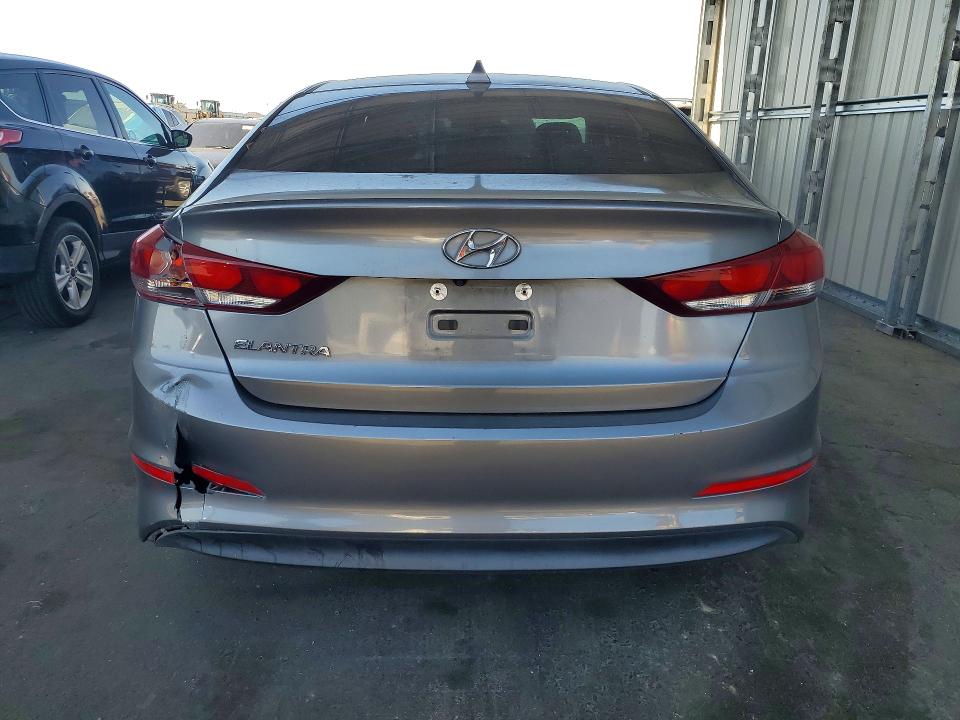 Продажа на аукционе авто 2018 Hyundai Elantra, vin: 5NPD84LF8JH258904, номер лота: 62695626