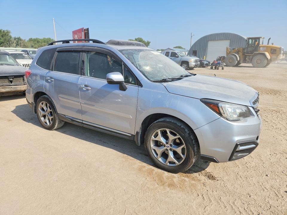 61793516 :رقم المزاد ، JF2SJAWC6HH455950 vin ، 2017 Subaru Forester مزاد بيع