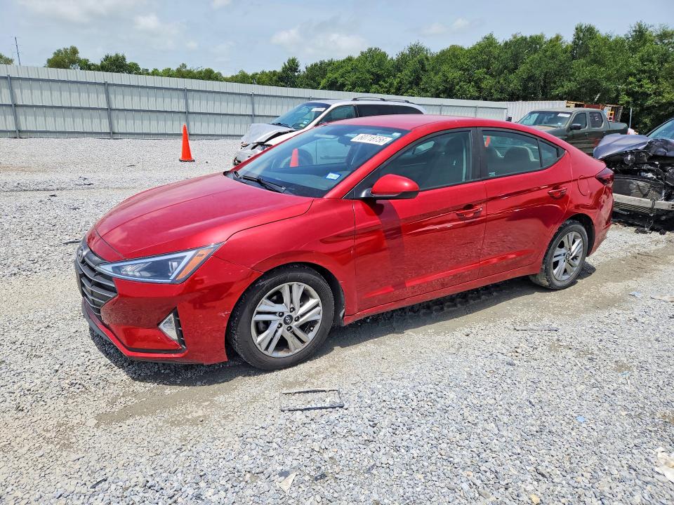 60718756 :رقم المزاد ، 5NPD74LF0KH496749 vin ، 2019 Hyundai Elantra مزاد بيع