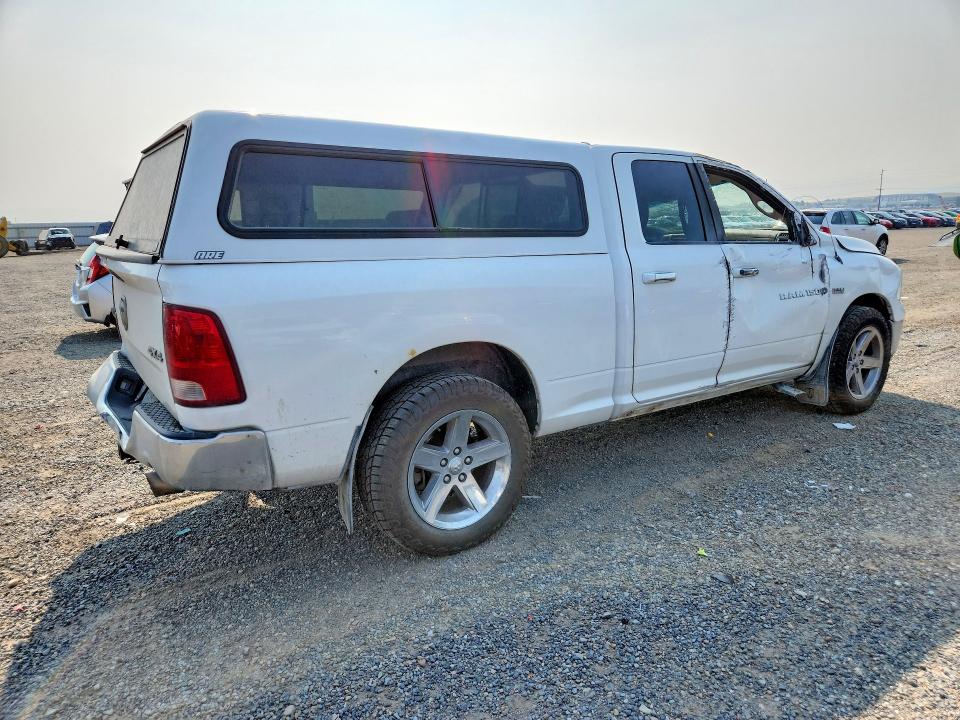 62484726 :رقم المزاد ، 1D7RV1GT4BS610639 vin ، 2011 Dodge Ram 1500 مزاد بيع