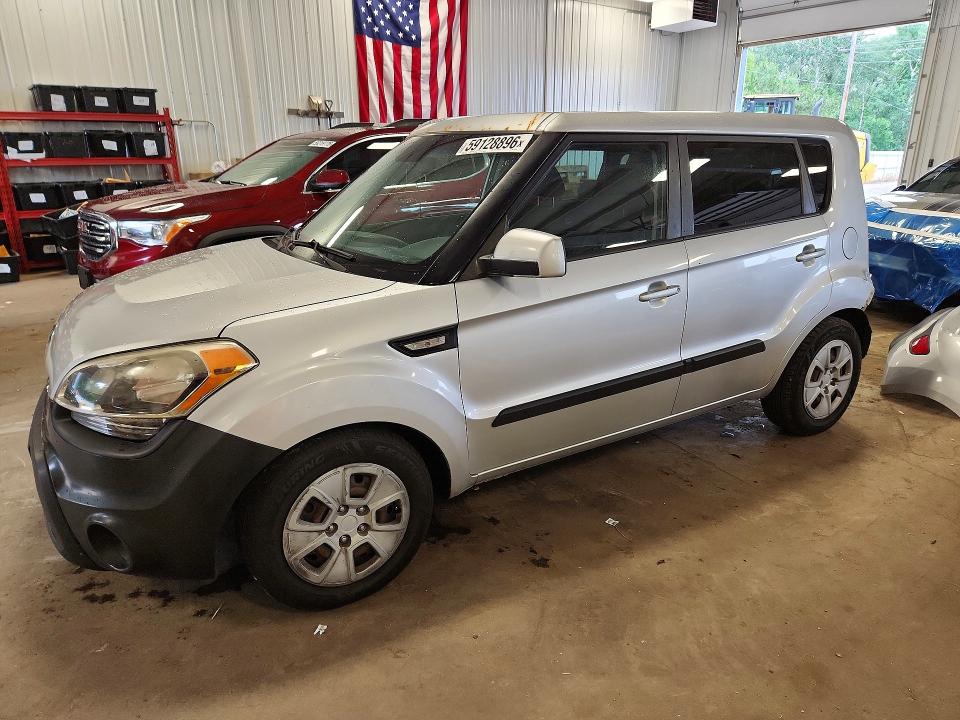 2013 Kia Soul მანქანა იყიდება აუქციონზე, vin: KNDJT2A59D7768736, აუქციონის ნომერი: 59128896