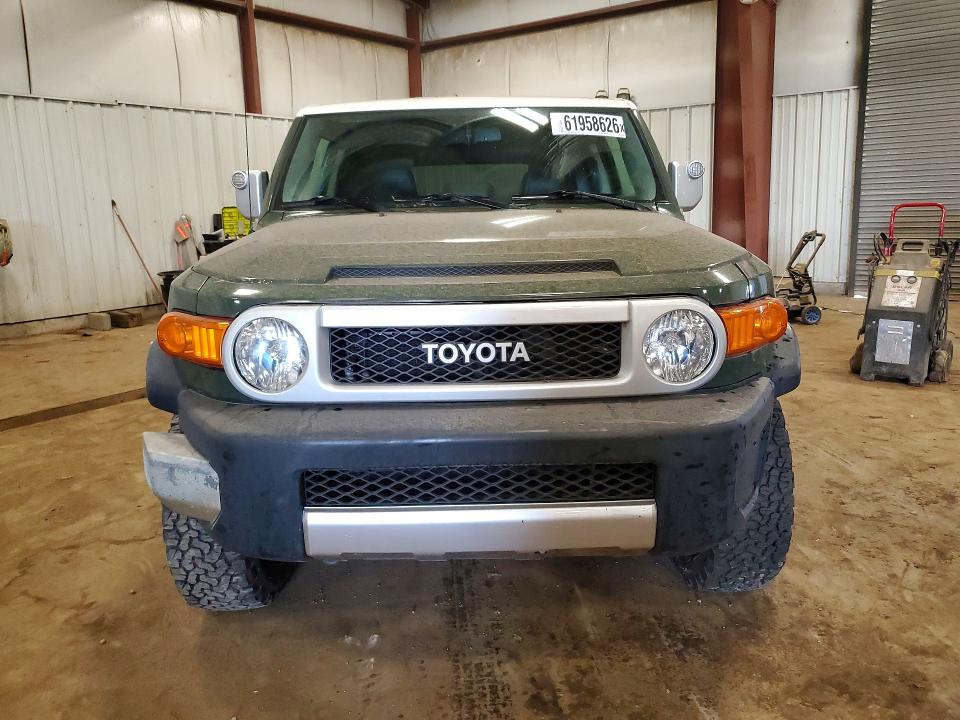 61958626 :رقم المزاد ، JTEBU4BFXAK093438 vin ، 2010 Toyota Fj Cruiser مزاد بيع