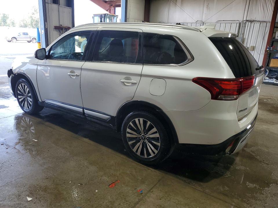 63679686 :رقم المزاد ، JA4AZ3A30LZ019548 vin ، 2020 Mitsubishi Outlander مزاد بيع