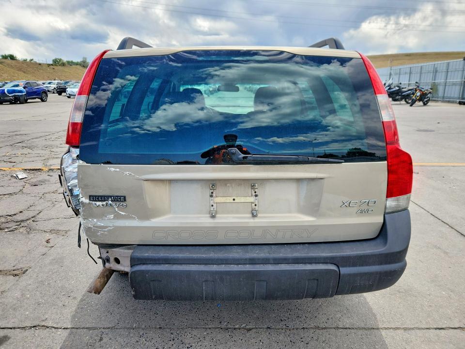 60688256 :رقم المزاد ، YV1SZ59H441137926 vin ، 2004 Volvo Xc70 مزاد بيع