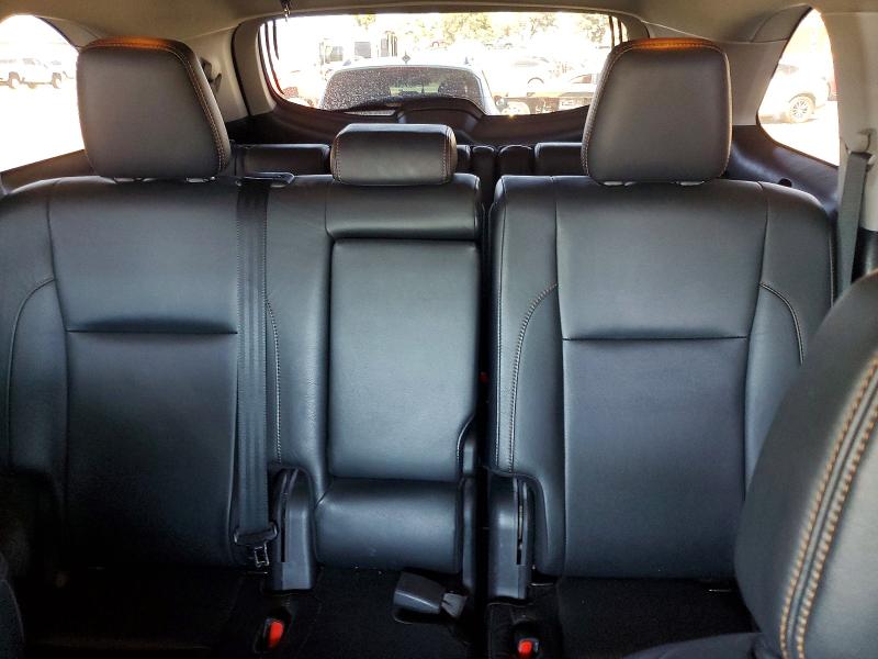 61211276 :رقم المزاد ، 5TDJGRFH7JS050765 vin ، 2018 Toyota Highlander Hybrid مزاد بيع