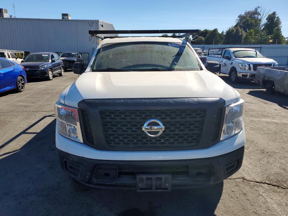 Продажа на аукционе авто 2017 Nissan Titan, vin: 1N6AA1R76HN575884, номер лота: 61968866