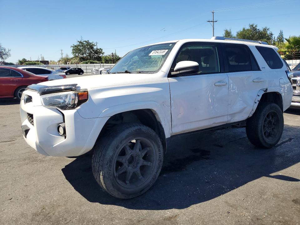 Auction sale of the 2015 Toyota 4runner, vin: JTEBU5JR1F5274225, lot number: 61642836