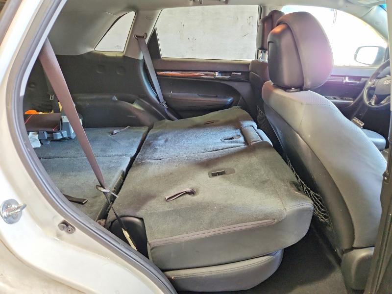 2013 Kia Sorento მანქანა იყიდება აუქციონზე, vin: 5XYKTDA2XDG352509, აუქციონის ნომერი: 62231506