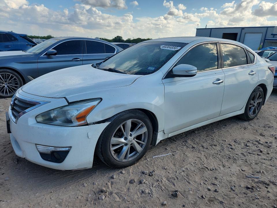 Продаж на аукціоні авто 2015 Nissan Altima, vin: 1N4AL3AP1FN342227, номер лоту: 60384856