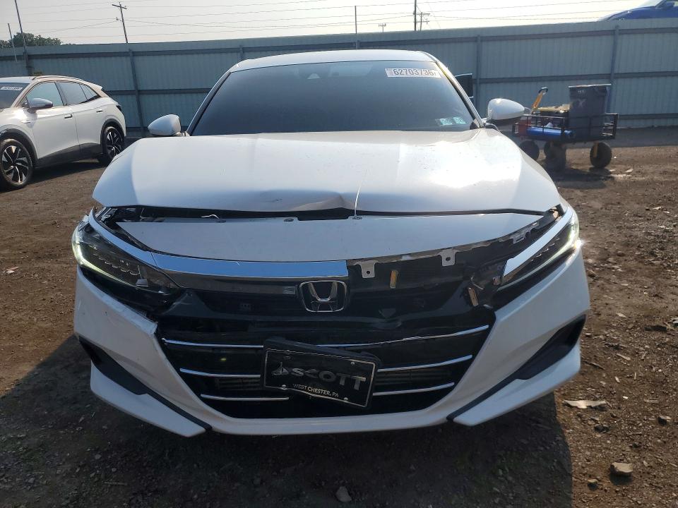 62703736 :رقم المزاد ، 1HGCV1F14MA039891 vin ، 2021 Honda Accord مزاد بيع