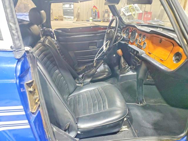 61524716 :رقم المزاد ، CF52399U vin ، 1976 Triumph Car Tr6 مزاد بيع