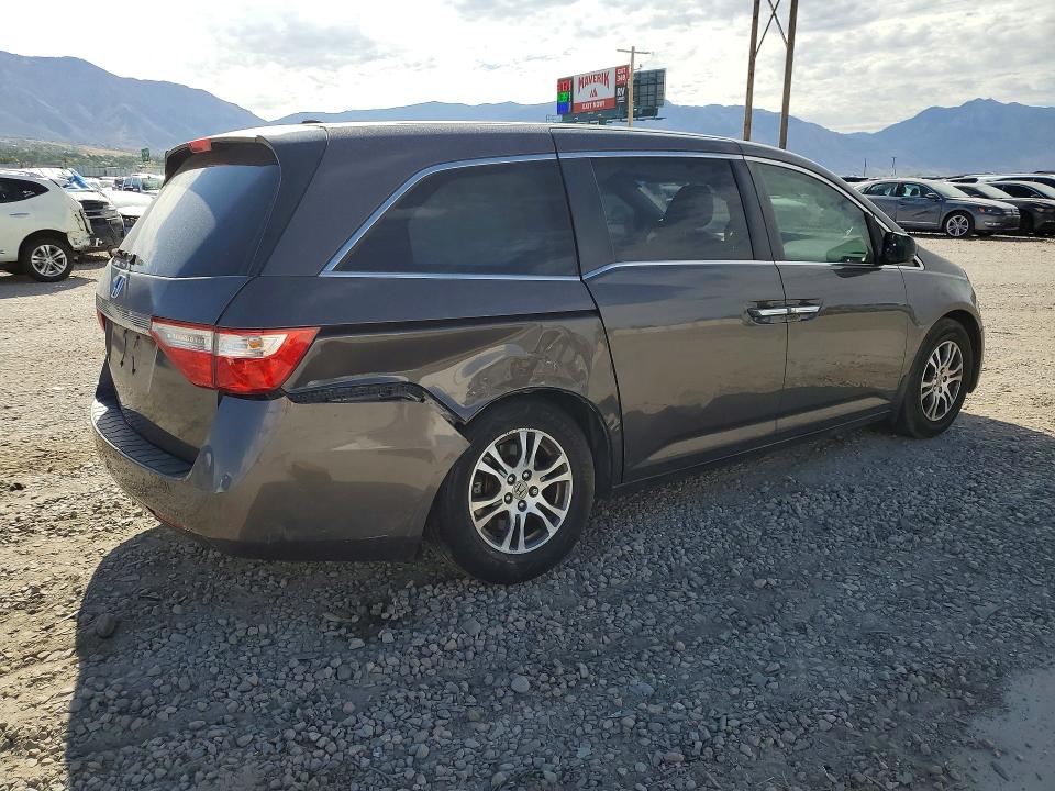2011 Honda Odessey მანქანა იყიდება აუქციონზე, vin: 5FNRL5H62BB058927, აუქციონის ნომერი: 59299146