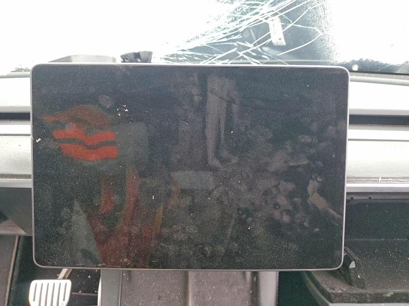 59627316 :رقم المزاد ، 7SAYGDEFXNF551647 vin ، 2022 Tesla Model Y مزاد بيع