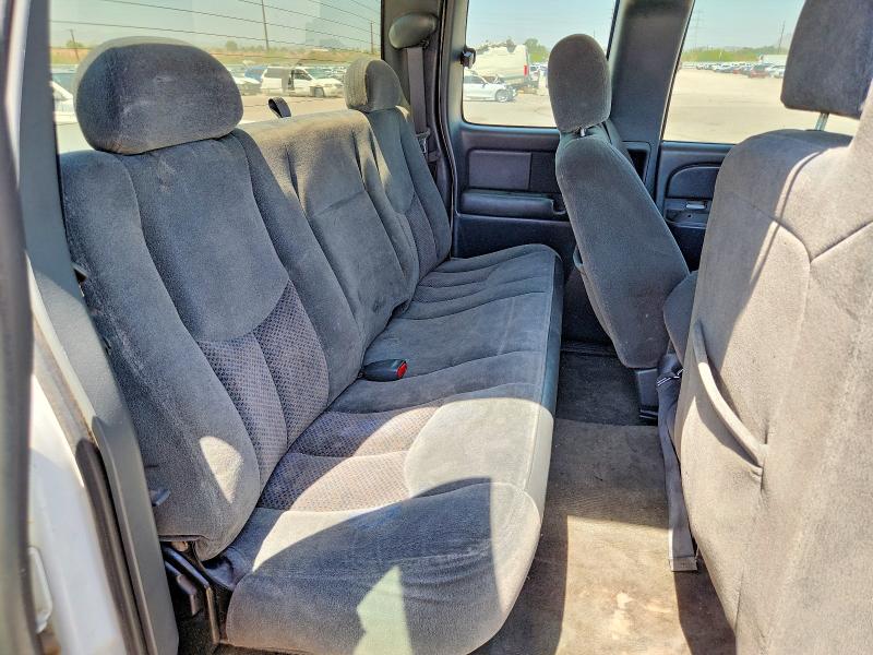 Продажа на аукционе авто 2004 Chevrolet Silverado, vin: 2GCEK19V141105094, номер лота: 60027566