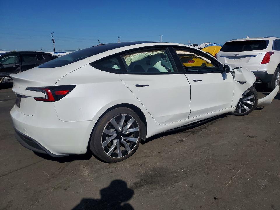 Продажа на аукционе авто 2024 Tesla Model 3, vin: 5YJ3E1EA2RF869655, номер лота: 60890886