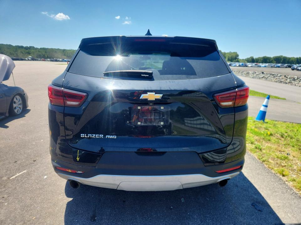 Продажа на аукционе авто 2024 Chevrolet Blazer, vin: 3GNKBHR41RS168363, номер лота: 60168796