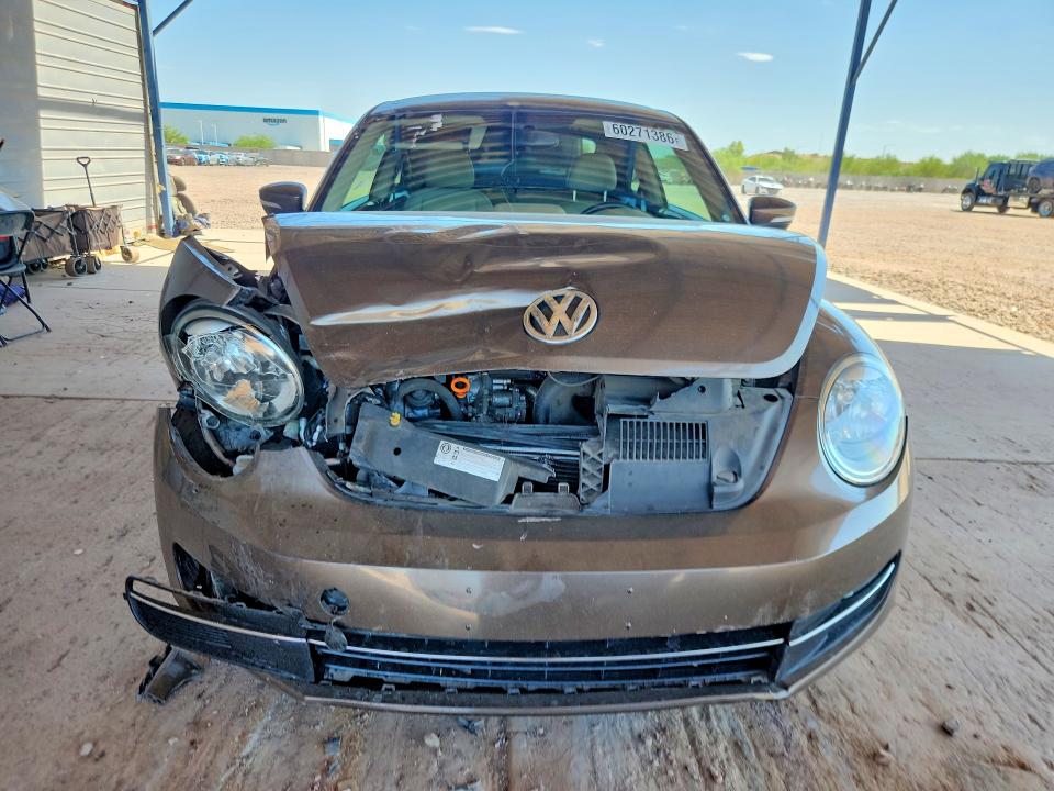 60271386 :رقم المزاد ، 3VWJL7AT2DM692789 vin ، 2013 Volkswagen Beetle مزاد بيع