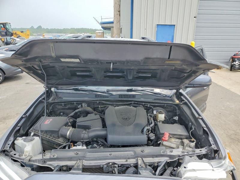 63429966 :رقم المزاد ، 5TFDZ5BNXMX058451 vin ، 2021 Toyota Tacoma مزاد بيع