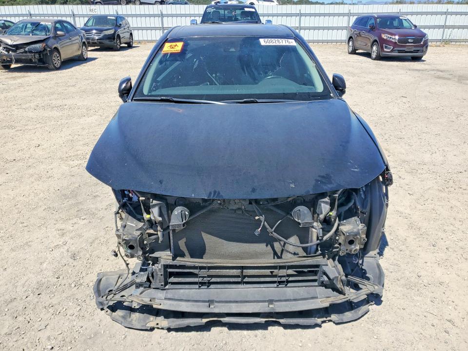 60828776 :رقم المزاد ، 4T1B21HK7KU520217 vin ، 2019 Toyota Camry Hybrid مزاد بيع