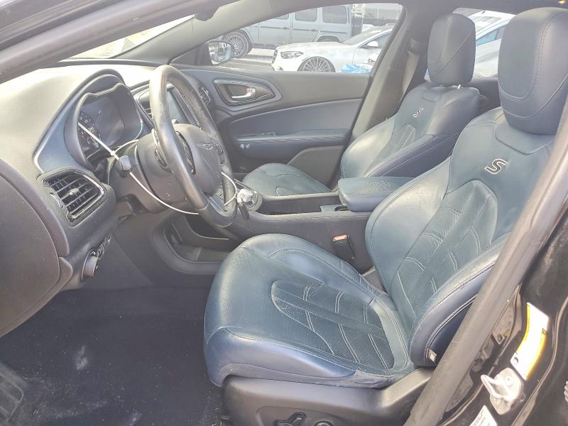 60999756 :رقم المزاد ، 1C3CCCBB5FN672611 vin ، 2015 Chrysler 200 مزاد بيع