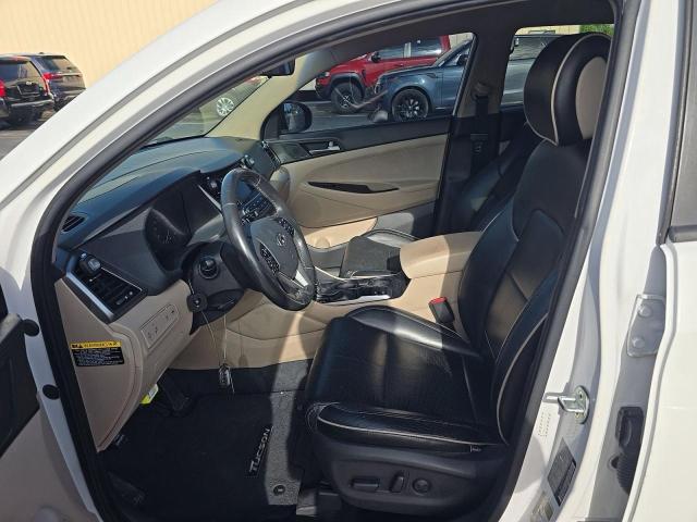 62712936 :رقم المزاد ، KM8J33A25HU513628 vin ، 2017 Hyundai Tucson مزاد بيع