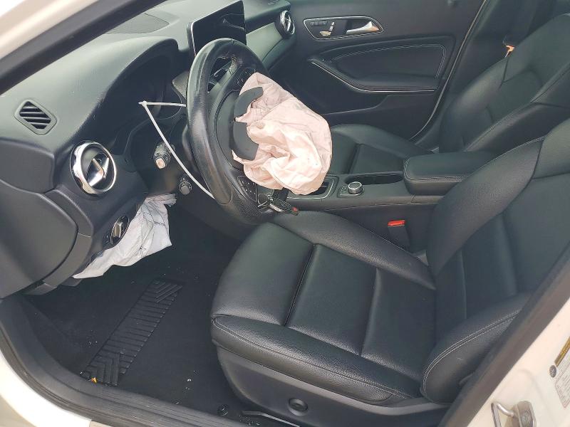 59398896 :رقم المزاد ، WDCTG4GB9JJ497997 vin ، 2018 Mercedes-benz Gla مزاد بيع