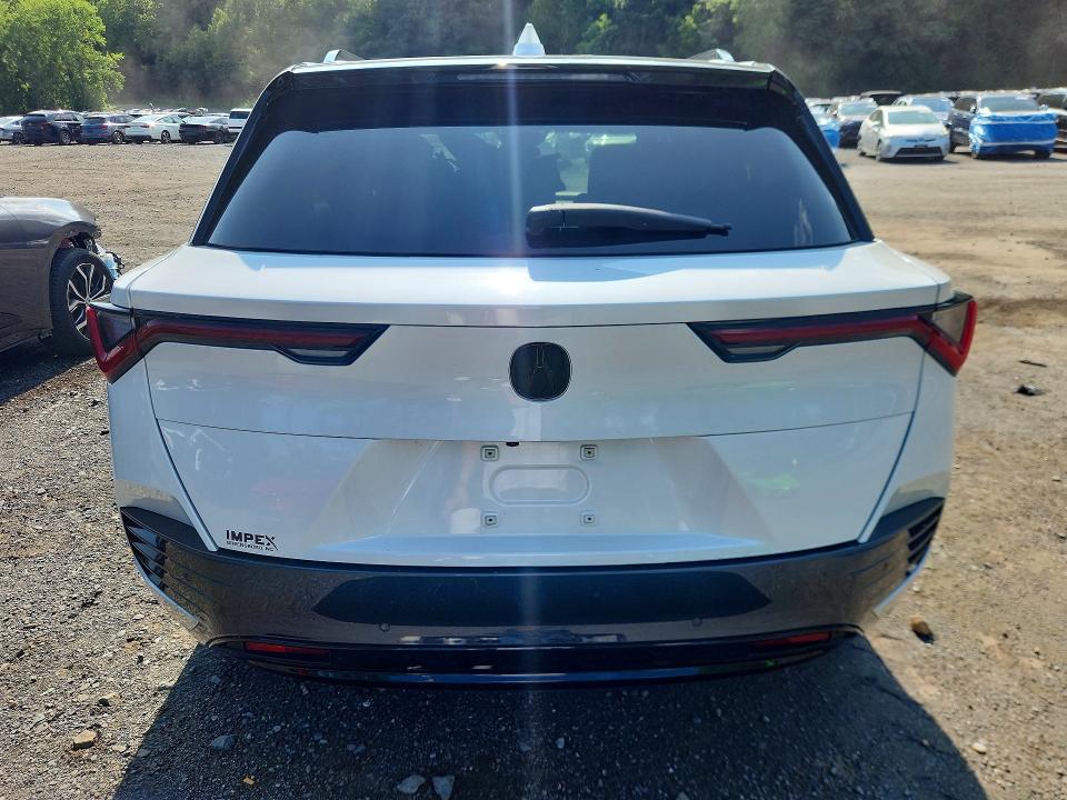 2024 Acura Zdx მანქანა იყიდება აუქციონზე, vin: 4W5KHNRL0RZ504197, აუქციონის ნომერი: 62607386