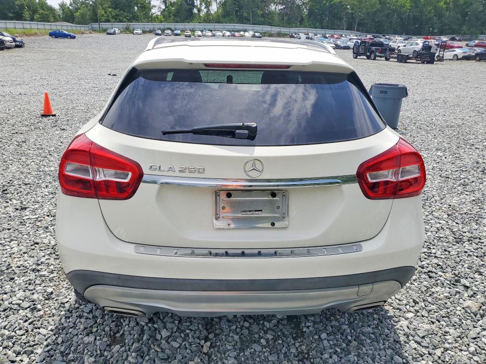 Продаж на аукціоні авто 2015 Mercedes-benz Gla, vin: WDCTG4EB3FJ123900, номер лоту: 61509336