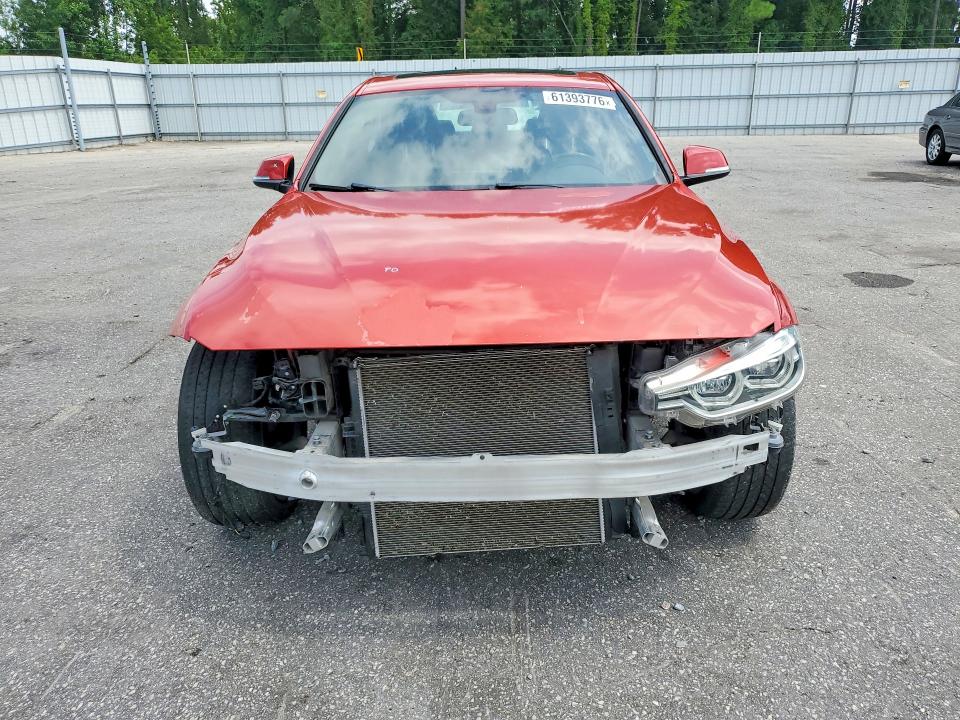 61393776 :رقم المزاد ، WBA8B9G33HNU54465 vin ، 2017 Bmw 330 مزاد بيع