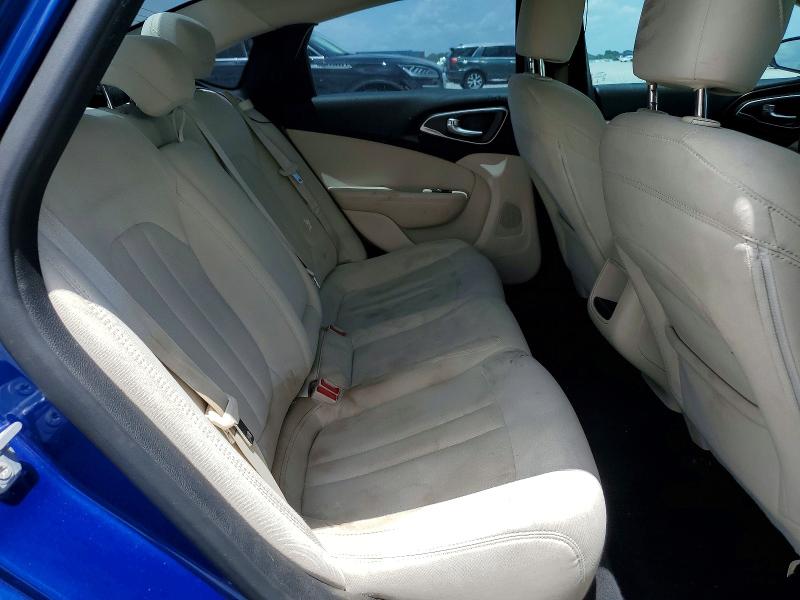 61532336 :رقم المزاد ، 1C3CCCAB6FN668942 vin ، 2015 Chrysler 200 مزاد بيع