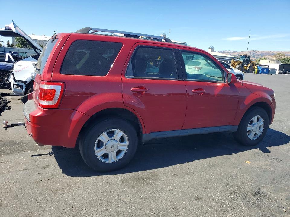 2010 Ford Escape მანქანა იყიდება აუქციონზე, vin: 1FMCU9EG2AKB10867, აუქციონის ნომერი: 62083816