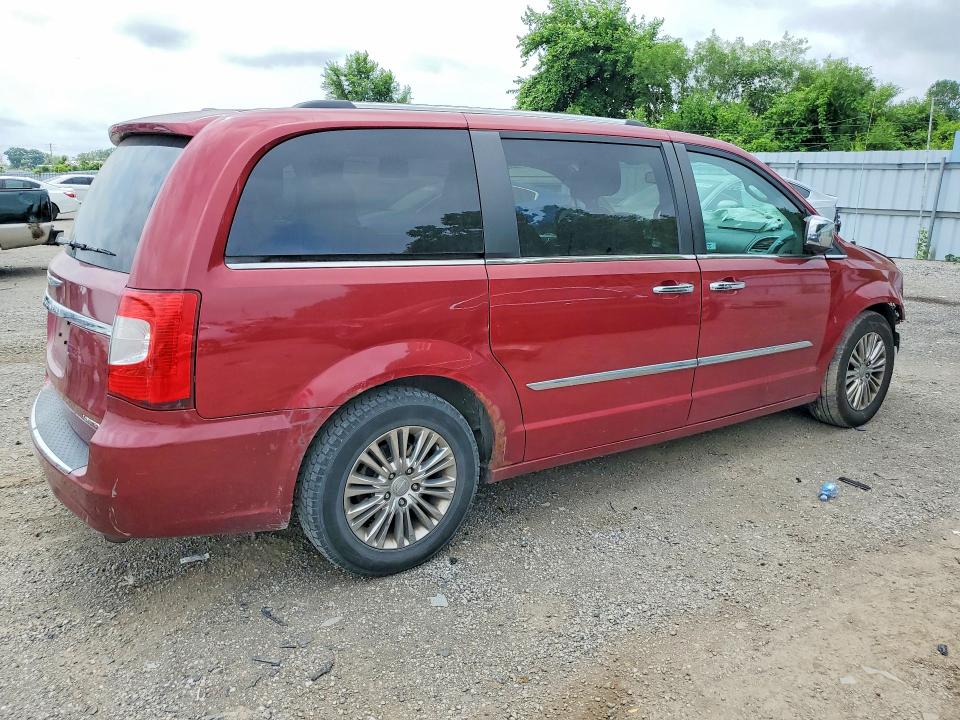 2011 Chrysler Town & Country მანქანა იყიდება აუქციონზე, vin: 2A4RR6DG8BR733407, აუქციონის ნომერი: 61558806