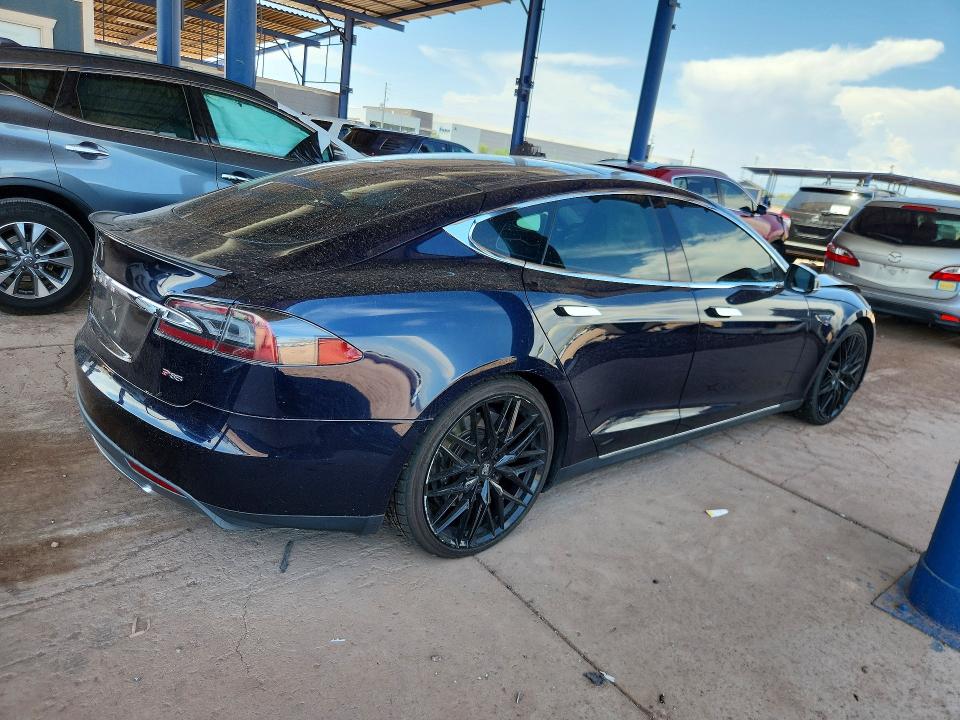 2013 Tesla Model S მანქანა იყიდება აუქციონზე, vin: 5YJSA1DP6DFP04598, აუქციონის ნომერი: 60368616