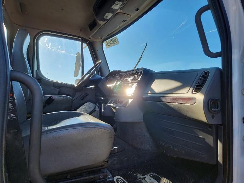 Продаж на аукціоні авто 2012 Freightliner M2, vin: 1FVHC5DV4CHBR2761, номер лоту: 56987016