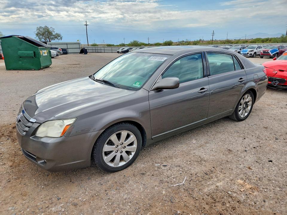 61581086 :رقم المزاد ، 4T1BK36B57U223291 vin ، 2007 Toyota Avalon مزاد بيع