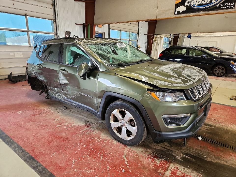 59983886 :رقم المزاد ، 3C4NJDBB1KT670333 vin ، 2019 Jeep Compass مزاد بيع
