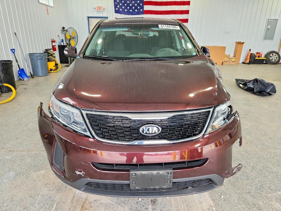 61144106 :رقم المزاد ، 5XYKT3A62EG527592 vin ، 2014 Kia Sorento مزاد بيع