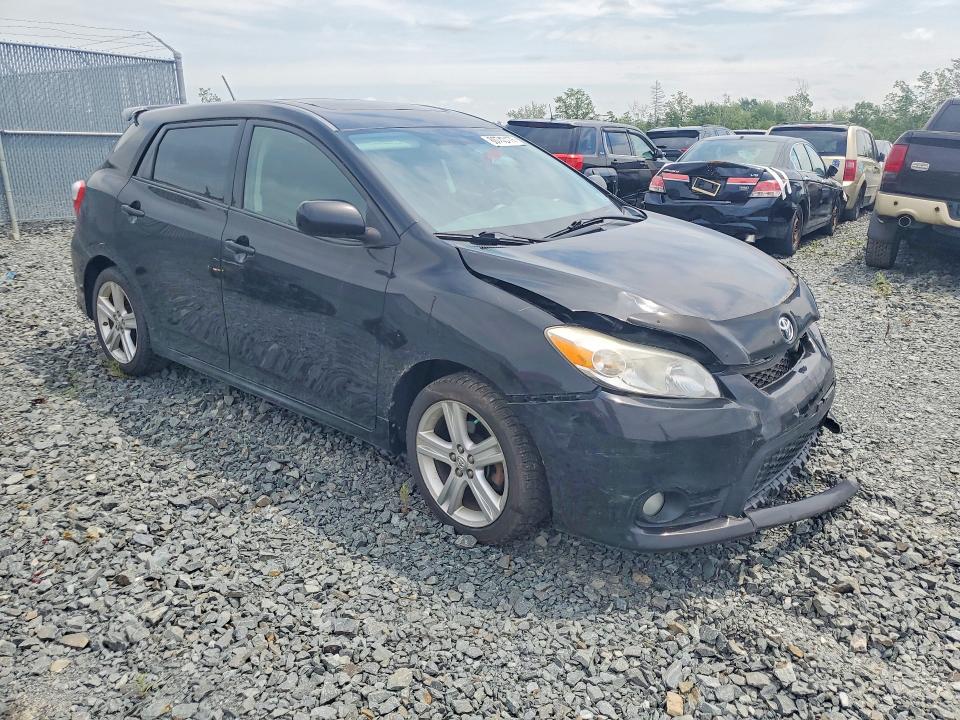 60740176 :رقم المزاد ، 2T1KU4EEXBC710251 vin ، 2011 Toyota Matrix مزاد بيع