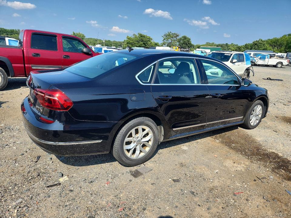2017 Volkswagen Passat მანქანა იყიდება აუქციონზე, vin: 1VWAT7A39HC073923, აუქციონის ნომერი: 62194986