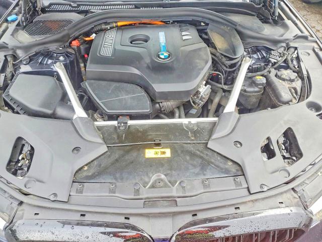 61605536 :رقم المزاد ، WBAJB1C5XKB375586 vin ، 2019 Bmw 530xe مزاد بيع