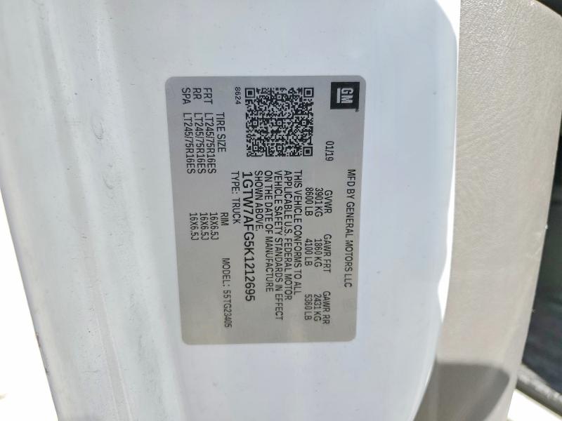 61740336 :رقم المزاد ، 1GTW7AFG5K1212695 vin ، 2019 Gmc Savana مزاد بيع