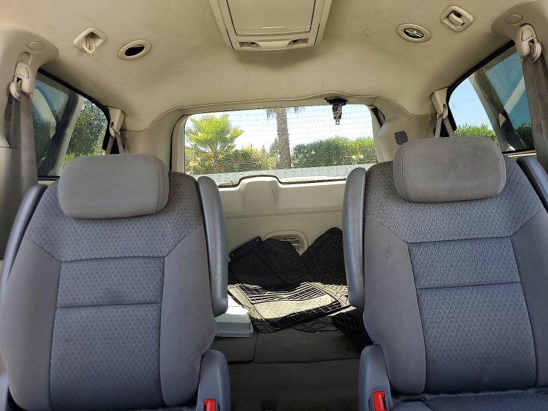 61942226 :رقم المزاد ، 2A4RR5D12AR450683 vin ، 2010 Chrysler Town & Country مزاد بيع