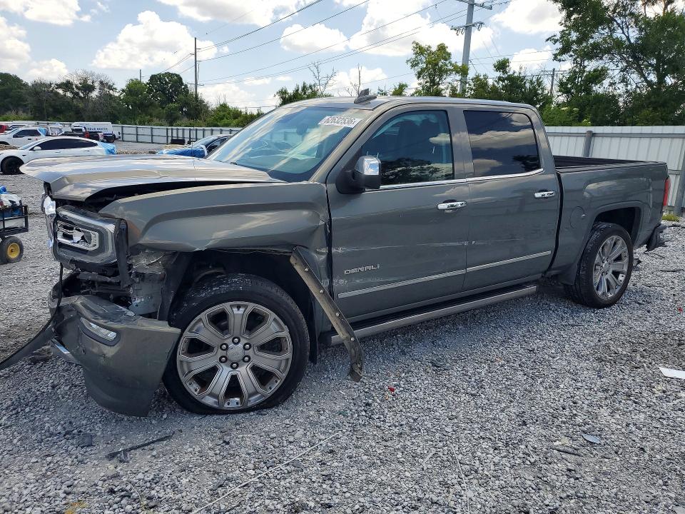 62632536 :رقم المزاد ، 3GTU2PEJ5JG226733 vin ، 2018 Gmc Sierra مزاد بيع