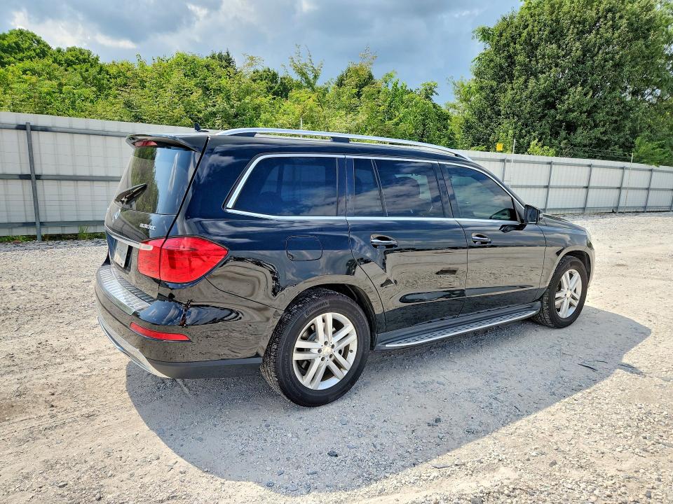 Продаж на аукціоні авто 2014 Mercedes-benz Gl, vin: 4JGDF2EE2EA404110, номер лоту: 63333486