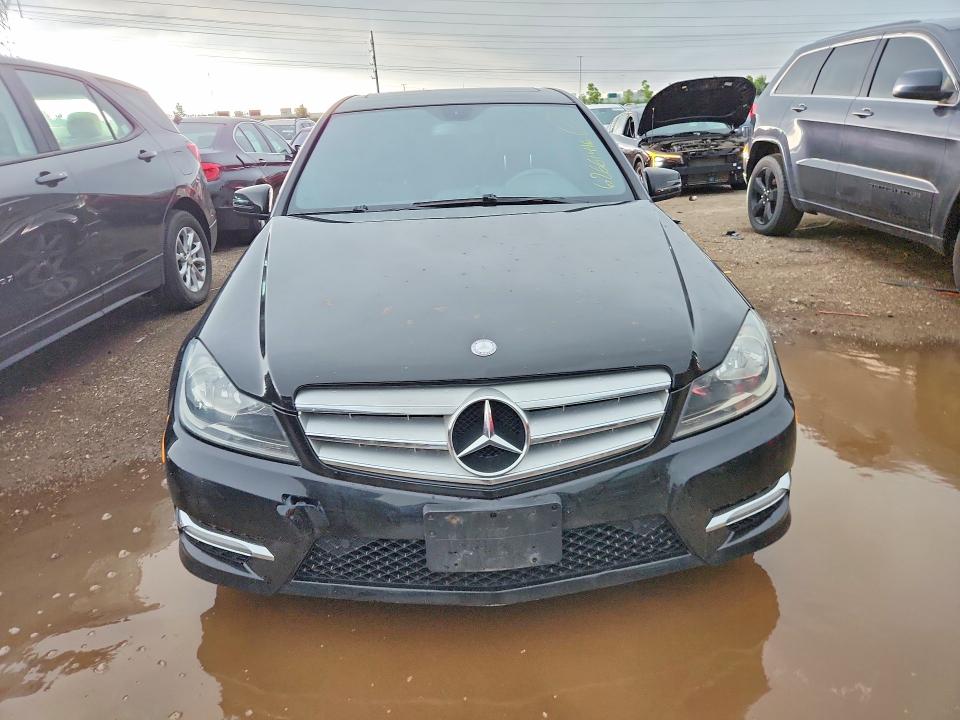 2012 Mercedes-benz C მანქანა იყიდება აუქციონზე, vin: WDDGF8BB6CA602576, აუქციონის ნომერი: 62661416