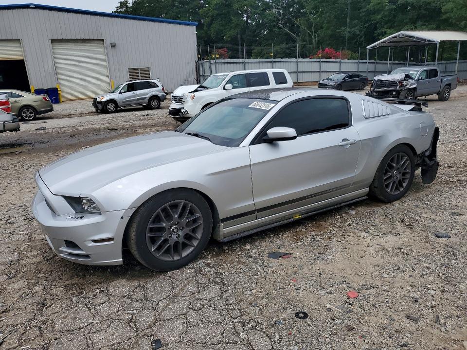 Продажа на аукционе авто 2014 Ford Mustang, vin: 1ZVBP8AM6E5308270, номер лота: 62812516